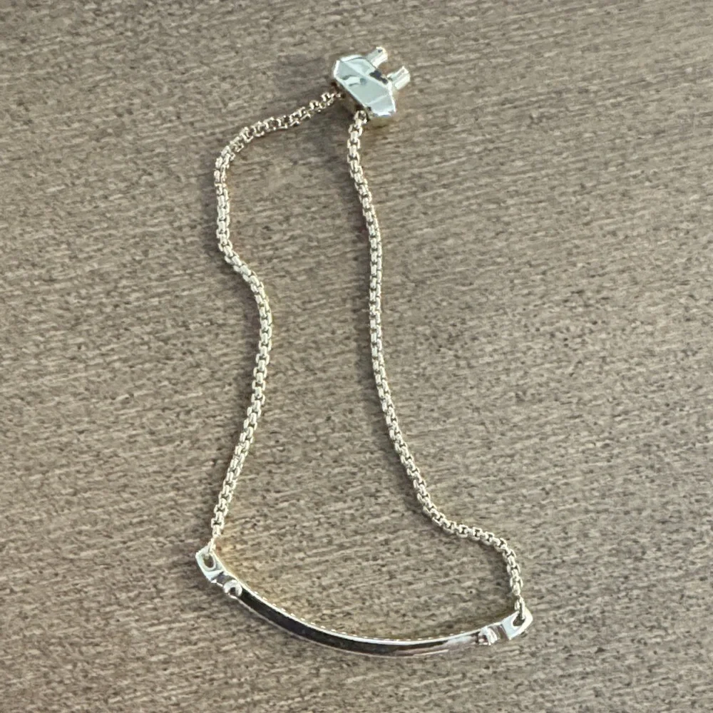 Kendra Scott Gold adjustable Bracelet with turquoise Accents - Picture 2 of 2